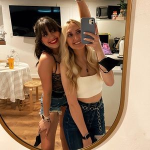 Meet your Posher, Alexys